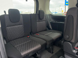 3列目シートはもちろん状態良好☆大人でもゆったりと座って頂けますので、大人数でのお出かけもラクラクです♪ご家族で、気の知れた仲間で、ドライブに行くのが楽しみですね♪