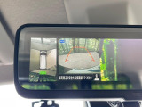 【マルチアラウンドモニター】専用のカメラにより、上から見下ろしたような視点で360度クルマの周囲を確認することができます☆死角部分も確認しやすく、狭い場所での切り返しや駐車もスムーズに行えます。