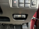 ETC車載器です。高速道路を利用する際の支払いがキャッシュレスなのでとても便利なアイテムです!