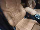 X3 M40d ディーゼル 4WD 本革シート