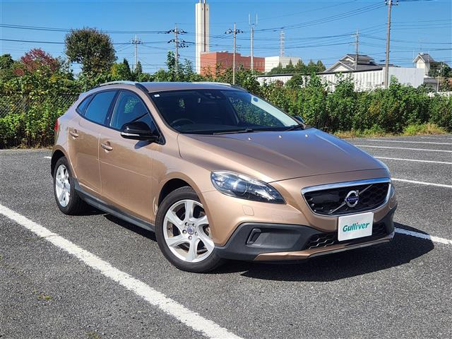 V40クロスカントリーT4ノルディック4WD 修復歴無し