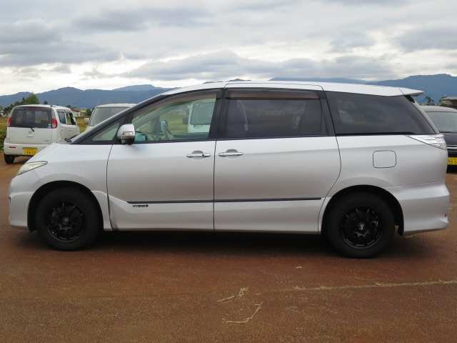 トヨタ エスティマハイブリッド 2.4 X 4WD の中古車詳細 (105,000km 