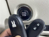 【スマートキー(エンジンスタートストップスイッチ)】スマートキー(電子キー)を持っていれば、スイッチを押すだけでエンジンをかけることができます!