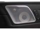 Bowers&Wilkins プレミアムサウンド・オーディオシステム(ドア部)