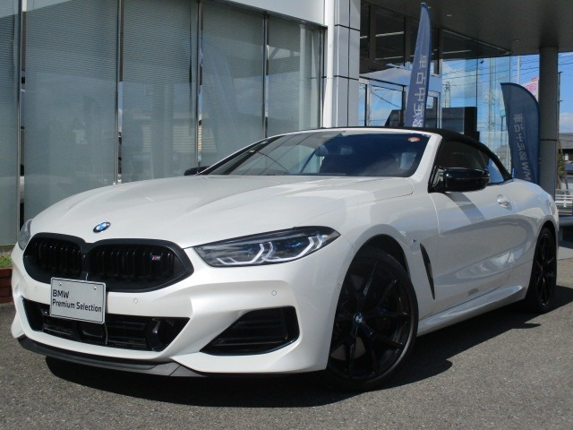 8シリーズM850i xドライブ 4WD