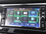 純正ナビはナビゲーション+AV 2画面表示、Bluetooth Audio、SDカード、DVD再生、CD再生/CD録音、地デジTV、FM/AM、ハンズフリーフォン、NissanConnect サービス対応の高性能モデルです(^^♪