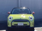 個性的なボディーカラーが特徴的です。