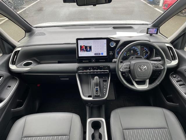 トヨタ ノア 1.8 ハイブリッド Z 修復歴無し の中古車詳細 (83,000km