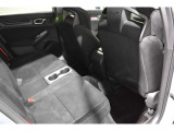 大事にお乗り頂いた車両の買取、下取り査定もメーカー問わず可能です。アクセスも良く、場所も分かりやすい店舗ですので、是非お気軽にお立ち寄り下さいませ。