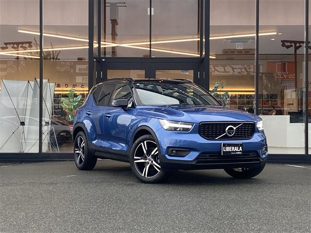 XC40B4 AWD Rデザイン 4WD4WD サンルーフ