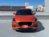 凛としたフェイスが魅力のフロントデザイン!白い光・ハイレスポンス、低燃費の【LEDヘッドランプ】!