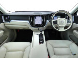 XC60 D4 AWD モメンタム ディーゼル 4WD 