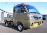 クリーニング専門スタッフによるクリーニング、当社独自の細かな納車前点検を行い納車いたします!
