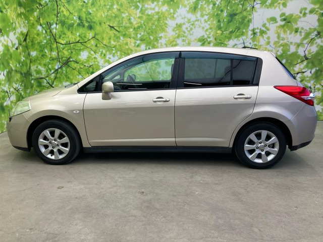 日産ティーダシルキーベージュ 日産 ティーダ 1.5 15M SV+プラズマ の中古車詳細 (83,000km, シルキー