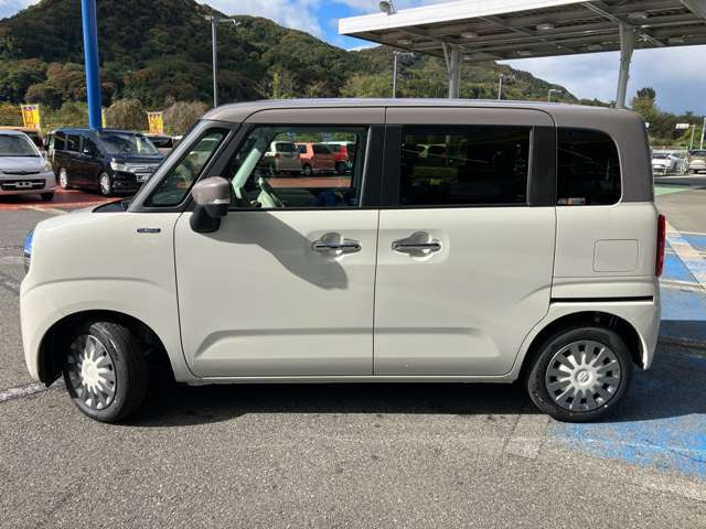 スズキ ワゴンRスマイル ハイブリッド(HYBRID) X 4WD 純正9インチ