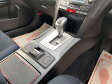 ★中古車なので、傷や凹みは多少はございます。小さな傷から大きな傷までさまざまです。大きな傷凹みは鈑金塗装修理後にお渡しを致しております。自社鈑金工場完備ですので、スピーディーな対応が可能です!