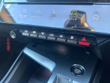 航空機のコックピットをイメージしたボタン!