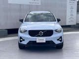 勿論、ボルボのIntelliSafe(インテリセーフ)を標準搭載。運転操作をサポートするとともに事故回避を支援。万が一の際には乗員を保護する直感的でインテリジェントな先進安全・運転支援機能です