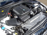 エンジンルームも使用状態が良く、大変きれいな状態でございます!!