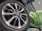 【純正14インチアルミホイール】外観にマッチした純正アルミホイールを装着しております。各種社外アルミホイールや、スタッドレスタイヤも取扱いしております。是非ご相談ください♪
