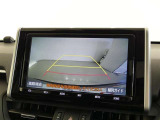 車庫入れや駐車で威力を発揮するのがバックモニター!ナビディスプレイに後ろの様子が映し出されるから安心です。