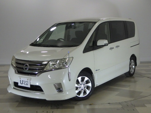 セレナ2.0 ハイウェイスター S-HYBRID エアロモード