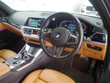 3シリーズセダン 320d Mスポーツ 4WD 本革シート