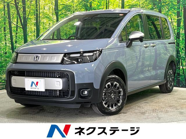 フリード 1.5 e:HEV クロスター