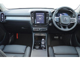 XC40 ウルトラ B4 AWD 4WD 