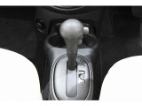 BUBUつくば店はGM(ゼネラルモーターズ)の工場を併設いたしております。車検や一般的な整備をはじめとして、メーカー保証やリコールにも対応しております。より高い安心をお届けいたします。
