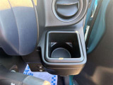 ドリンクホルダー運転席。