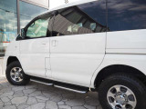 女性にも安心してお乗りいただけるよう、車内の清掃には特にこだわり、メーカー販売時の状態に近づける為に妥協は致しません!!