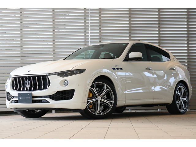 レヴァンテ  GT ハイブリッド 4WD