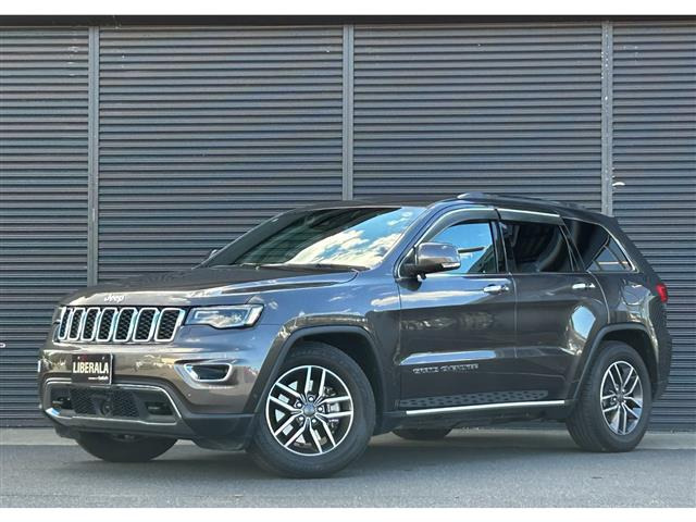 グランドチェロキーリミテッド 4WD本革シート