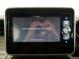 社外ナビを装備。タッチパネル式で使いやすく、お出かけもラクラクです。