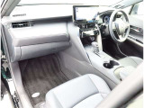 高品質カークリーニング ピカピCar 外装・内装、岐阜トヨペットの専門スタッフがシートもカーペットも綺麗に洗浄済み!プロの仕上げを是非ご確認下さいませ。