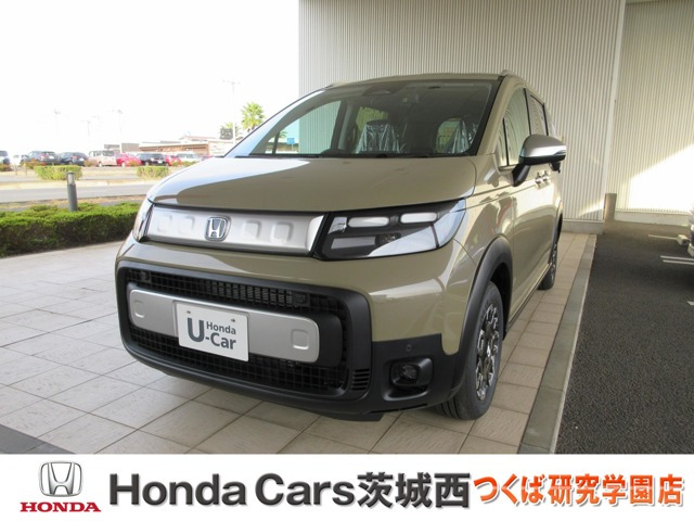 フリード1.5 e:HEV クロスター 4WD