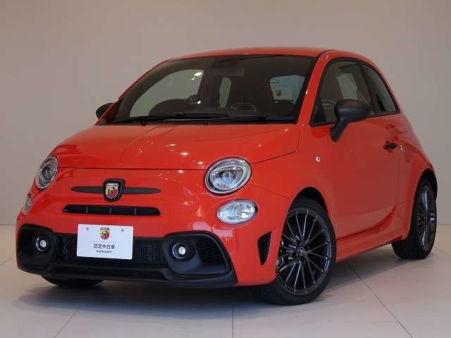 アバルト595  F595