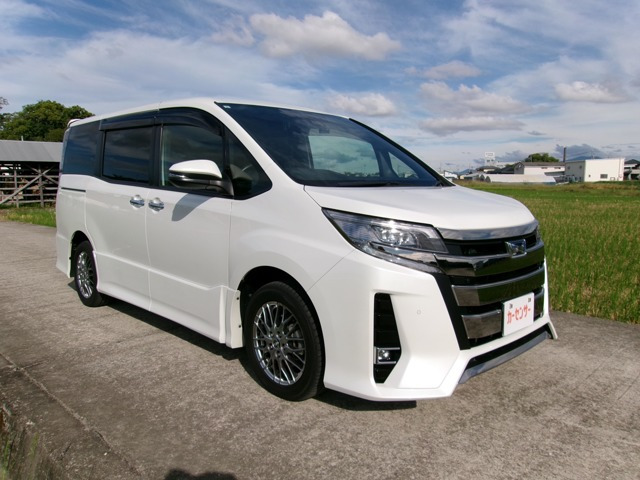 ノア 1.8 ハイブリッド Si W×B II