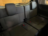 3列目シートはもちろん状態良好☆大人でもゆったりと座って頂けますので、大人数でのお出かけもラクラクです♪ご家族で、気の知れた仲間で、ドライブに行くのが楽しみですね♪