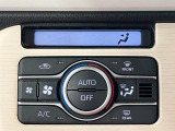【オートエアコン】 お好みの室温を自動でキープ!大きくて見やすいボタンや画面・アイコンで、操作もとても簡単です