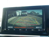 バックモニター(黄色いガイドラインのお陰で、駐車がしやすいです)