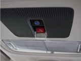 新世代コネクテッド技術「Honda CONNECT」搭載。緊急時にオペレーターのサポートを受けることも可能です。