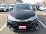 ご覧のお車は現在当店中古車展示場にて展示中です!