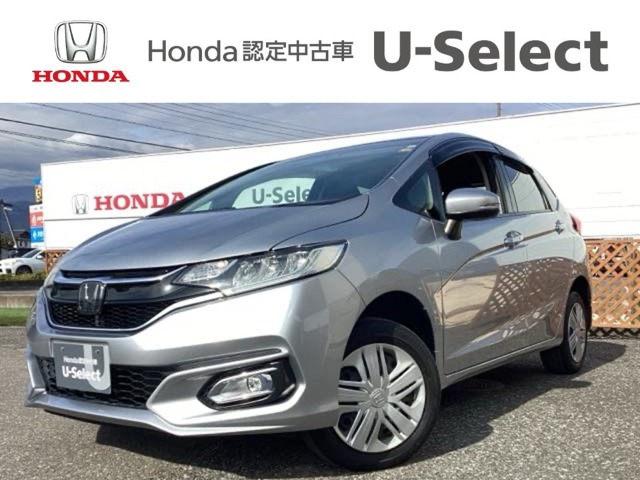 フィット1.3 13G L ホンダセンシング 4WD