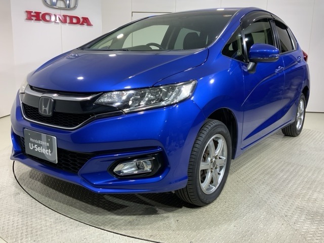 フィット1.3 13G L ホンダセンシング 4WD