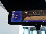 インテリジェントルームミラーです。クリアな後方視界で安全運転をサポートします。
