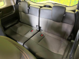 3列目シートはもちろん状態良好☆大人でもゆったりと座って頂けますので、大人数でのお出かけもラクラクです♪ご家族で、気の知れた仲間で、ドライブに行くのが楽しみですね♪
