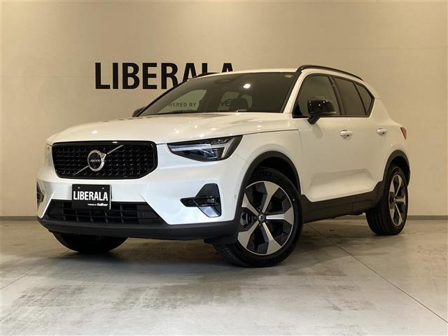 XC40アルティメット B4 AWD ダークエディション 4WD修復歴無し