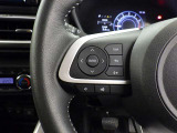 ステアリングスイッチ装備!運転しながら手元でオーディオの操作などができます。
